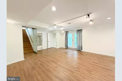 10611 Allenwood Lane, Great Falls, VA 22066 - Photo 28