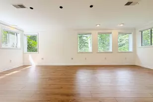10611 Allenwood Ln, Great Falls, VA 22066 - Photo 34