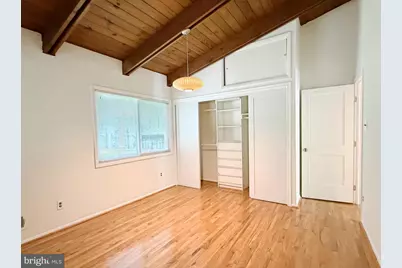 10611 Allenwood Lane, Great Falls, VA 22066 - Photo 16