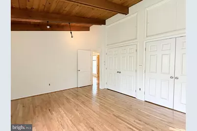 10611 Allenwood Lane, Great Falls, VA 22066 - Photo 22