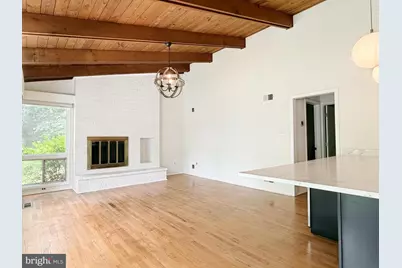 10611 Allenwood Lane, Great Falls, VA 22066 - Photo 12