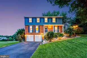 933 War Admiral St, Great Falls, VA 22066 - Photo 50