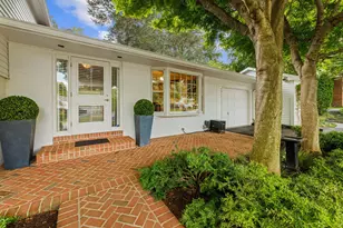 8527 Pappas Way, Annandale, VA 22003 - Photo 4