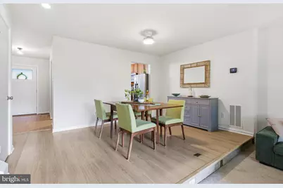 8346 Stationhouse Court, Lorton, VA 22079 - Photo 4