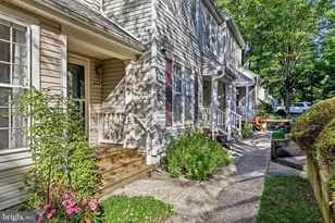 8144 Cliffview Ave, Springfield, VA 22153 - Photo 2