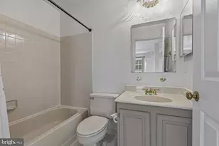 8144 Cliffview Ave, Springfield, VA 22153 - Photo 16