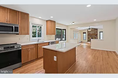 9404 Goldfield Lane, Burke, VA 22015 - Photo 12
