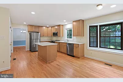9404 Goldfield Lane, Burke, VA 22015 - Photo 14
