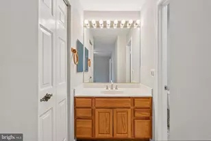 2917 Village Spring Ln, Vienna, VA 22181 - Photo 26