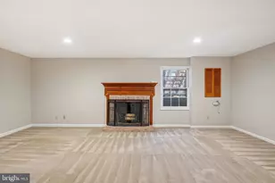 2917 Village Spring Ln, Vienna, VA 22181 - Photo 32