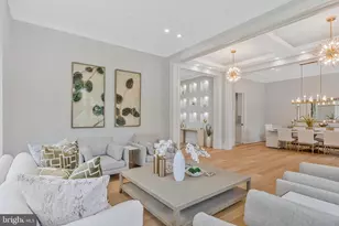 744 Lawton St, McLean, VA 22101 - Photo 10