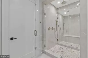 744 Lawton St, McLean, VA 22101 - Photo 96