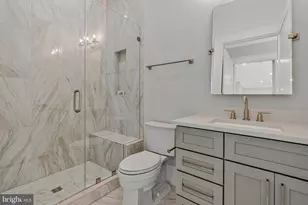 744 Lawton St, McLean, VA 22101 - Photo 54
