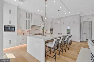 744 Lawton St, McLean, VA 22101 - Photo 34