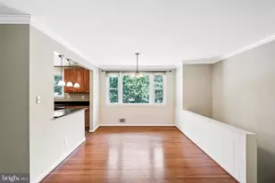 7500 Long Pine Dr, Springfield, VA 22151 - Photo 10