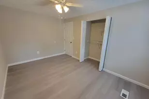 7598 Springfield Hills Dr, Springfield, VA 22153 - Photo 22