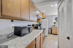 8418 Stonewall Dr, Vienna, VA 22180 - Photo 14