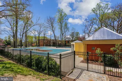 3354 Woodburn Road #21, Annandale, VA 22003 - Photo 22