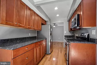 3354 Woodburn Road #21, Annandale, VA 22003 - Photo 10