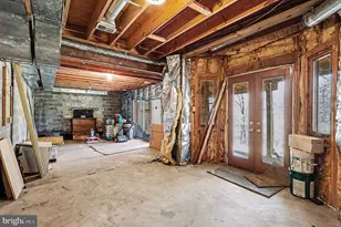 8406 Cathedral Forest Dr, Fairfax Station, VA 22039 - Photo 32