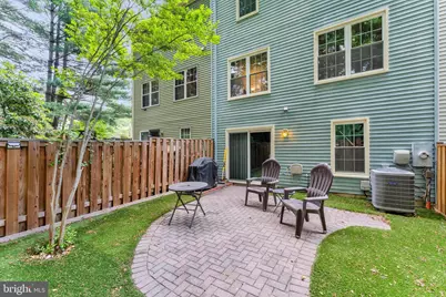 7868 Newport Glen Pass, Annandale, VA 22003 - Photo 8