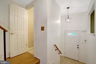7868 Newport Glen Pass, Annandale, VA 22003 - Photo 24