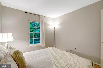 7868 Newport Glen Pass, Annandale, VA 22003 - Photo 32