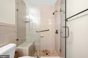 2108 Wilkinson Pl, Alexandria, VA 22306 - Photo 30