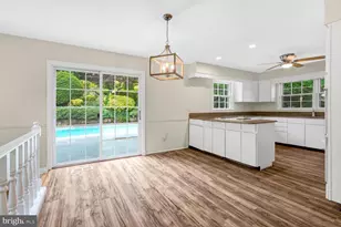 2108 Wilkinson Pl, Alexandria, VA 22306 - Photo 16