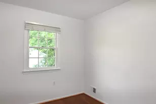 9011 Brook Ford Rd, Burke, VA 22015 - Photo 18