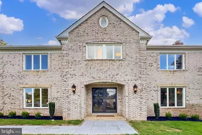 6294 Dunaway Court, McLean, VA 22101 - Photo 1