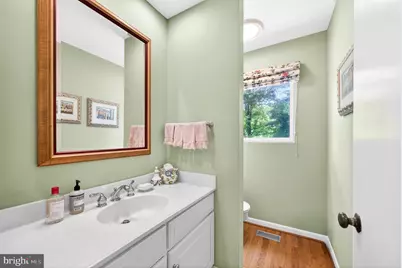 1003 Priory Place, McLean, VA 22101 - Photo 10
