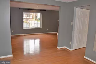 9400 Wrought Iron Ct, Fairfax, VA 22032 - Photo 6