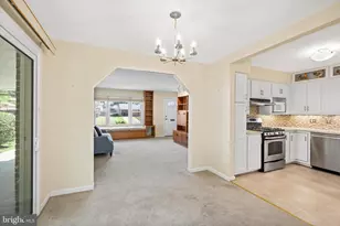 5308 Inverchapel Rd, Springfield, VA 22151 - Photo 4