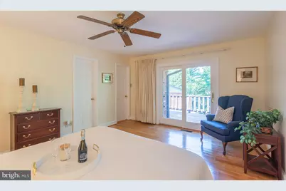 7041 Cindy Lane, Annandale, VA 22003 - Photo 18