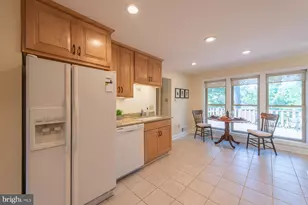 7041 Cindy Ln, Annandale, VA 22003 - Photo 10