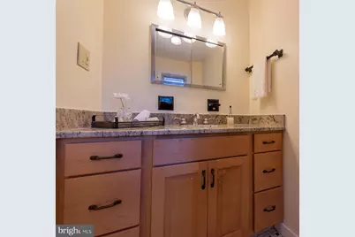 7041 Cindy Lane, Annandale, VA 22003 - Photo 22