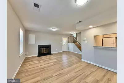 14421 Gringsby Court, Centreville, VA 20120 - Photo 8