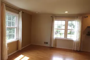 5915 Parkridge Ln, Alexandria, VA 22310 - Photo 14