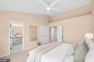 2475 Wheat Meadow Cir, Herndon, VA 20171 - Photo 24