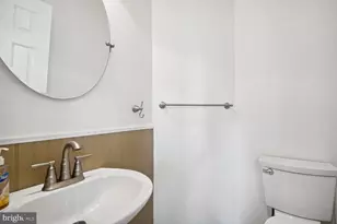 4138 Meadow Field Ct, Fairfax, VA 22033 - Photo 10