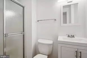 4138 Meadow Field Ct, Fairfax, VA 22033 - Photo 20