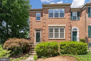 4138 Meadow Field Ct, Fairfax, VA 22033 - Photo 1