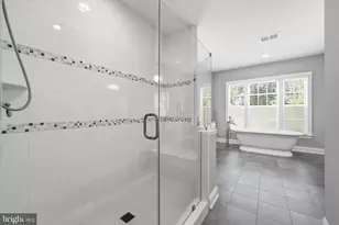 10718 Spruce St, Fairfax, VA 22030 - Photo 30