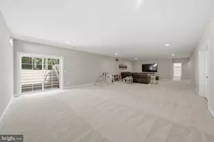 10718 Spruce St, Fairfax, VA 22030 - Photo 48