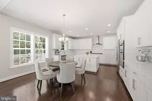 10718 Spruce St, Fairfax, VA 22030 - Photo 14