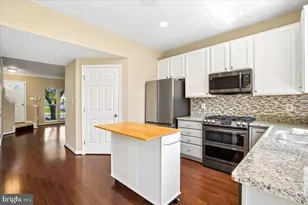 6845 Stone Maple Terrace, Centreville, VA 20121 - Photo 10