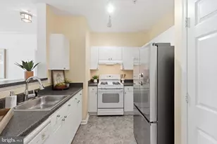 11321 Aristotle Dr, Fairfax, VA 22030 - Photo 16