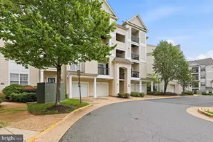 11321 Aristotle Dr, Fairfax, VA 22030 - Photo 32