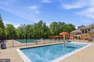 6006 Keble Dr, Alexandria, VA 22315 - Photo 46